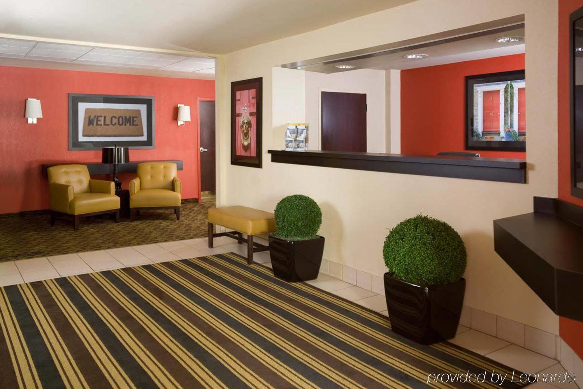 Suburban Studios Auburn Hills - Detroit Bagian luar foto